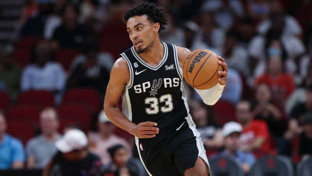 tre jones 3